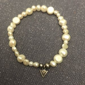 Silpada Fresh Water Pearl Stretch Bracelet